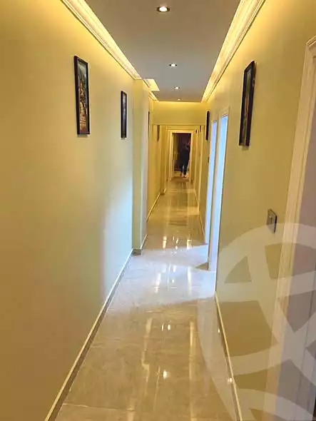 https://aqarmap.com.eg/ar/listing/7351212-for-sale-cairo-helwan-helwan-el-sharkeya-mostafa-safwat-st