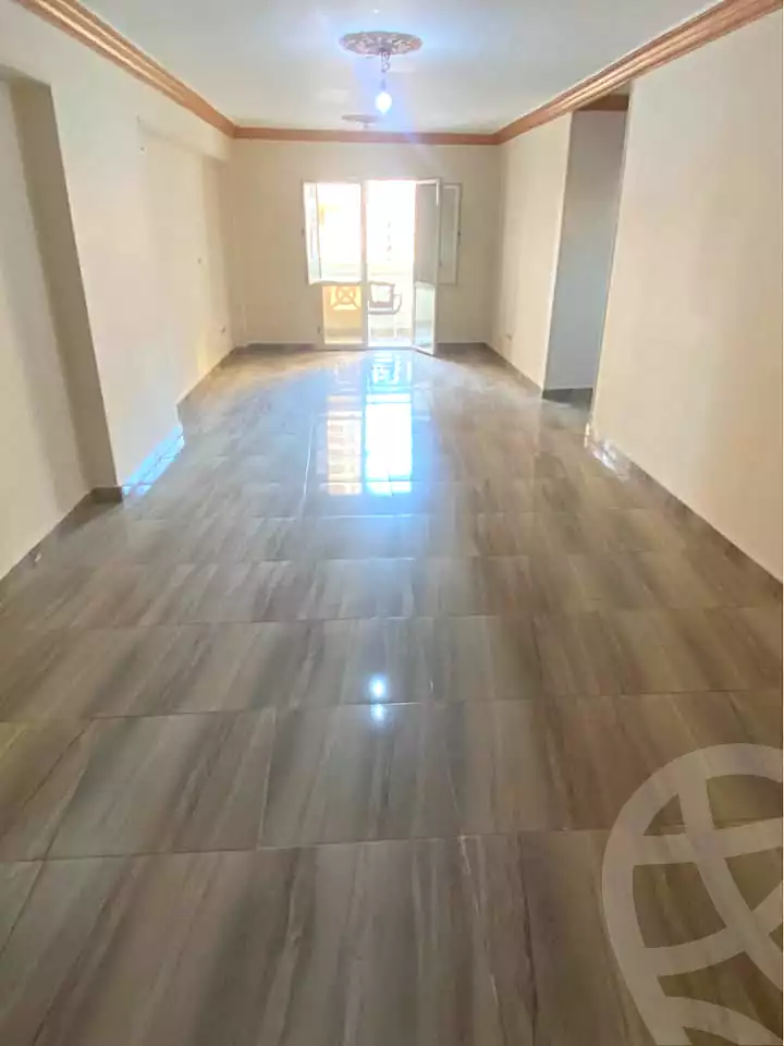 https://aqarmap.com.eg/en/listing/7351274-for-sale-alexandria-ganaklis