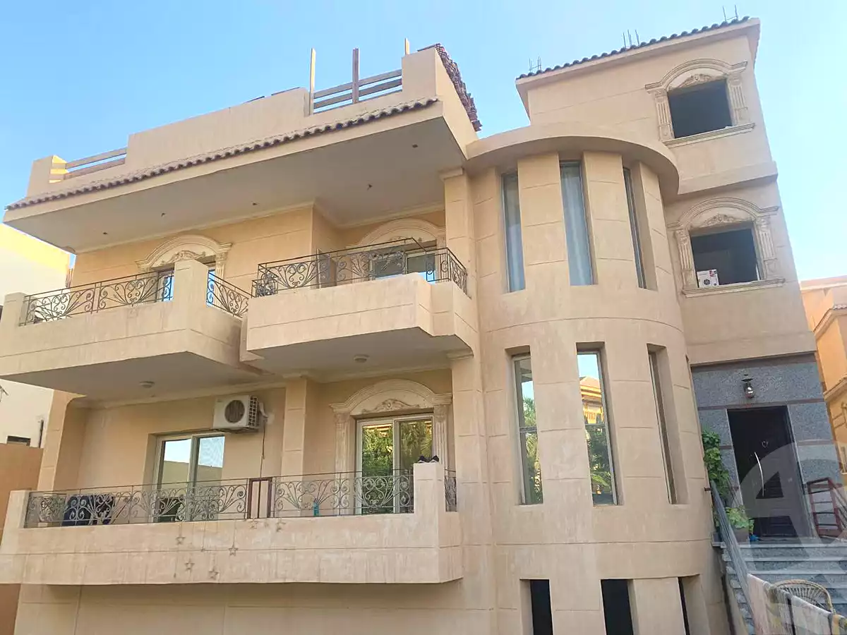 https://aqarmap.com.eg/en/listing/7351349-for-sale-cairo-new-cairo-sharq-el-akadamiya-sayed-makkawi-st