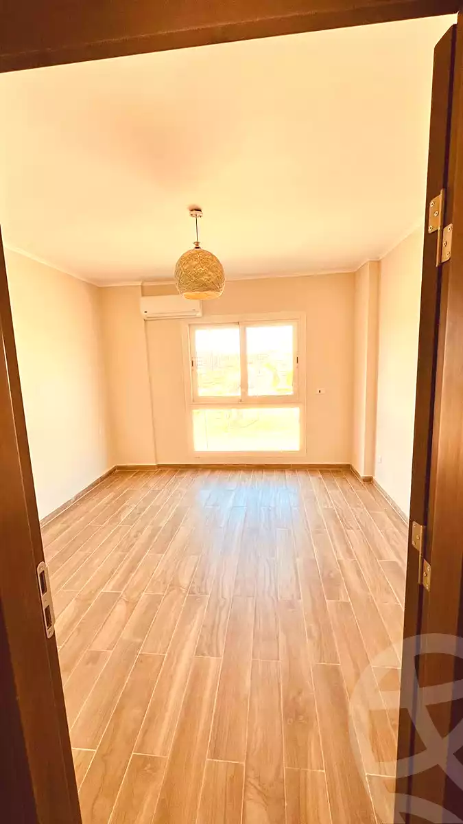 https://aqarmap.com.eg/ar/listing/7352354-for-sale-cairo-6th-of-october-compounds-mountain-view-icity-october-lagoon-beach-park-mountain-view-icity