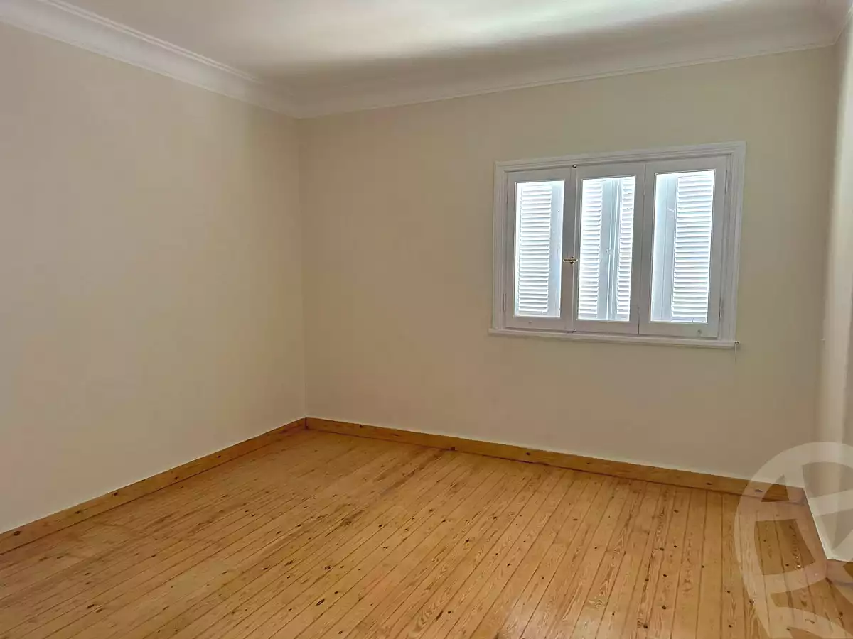 https://aqarmap.com.eg/ar/listing/7352364-for-sale-cairo-6th-of-october-el-ahyaa-neighborhood-5th-street-45