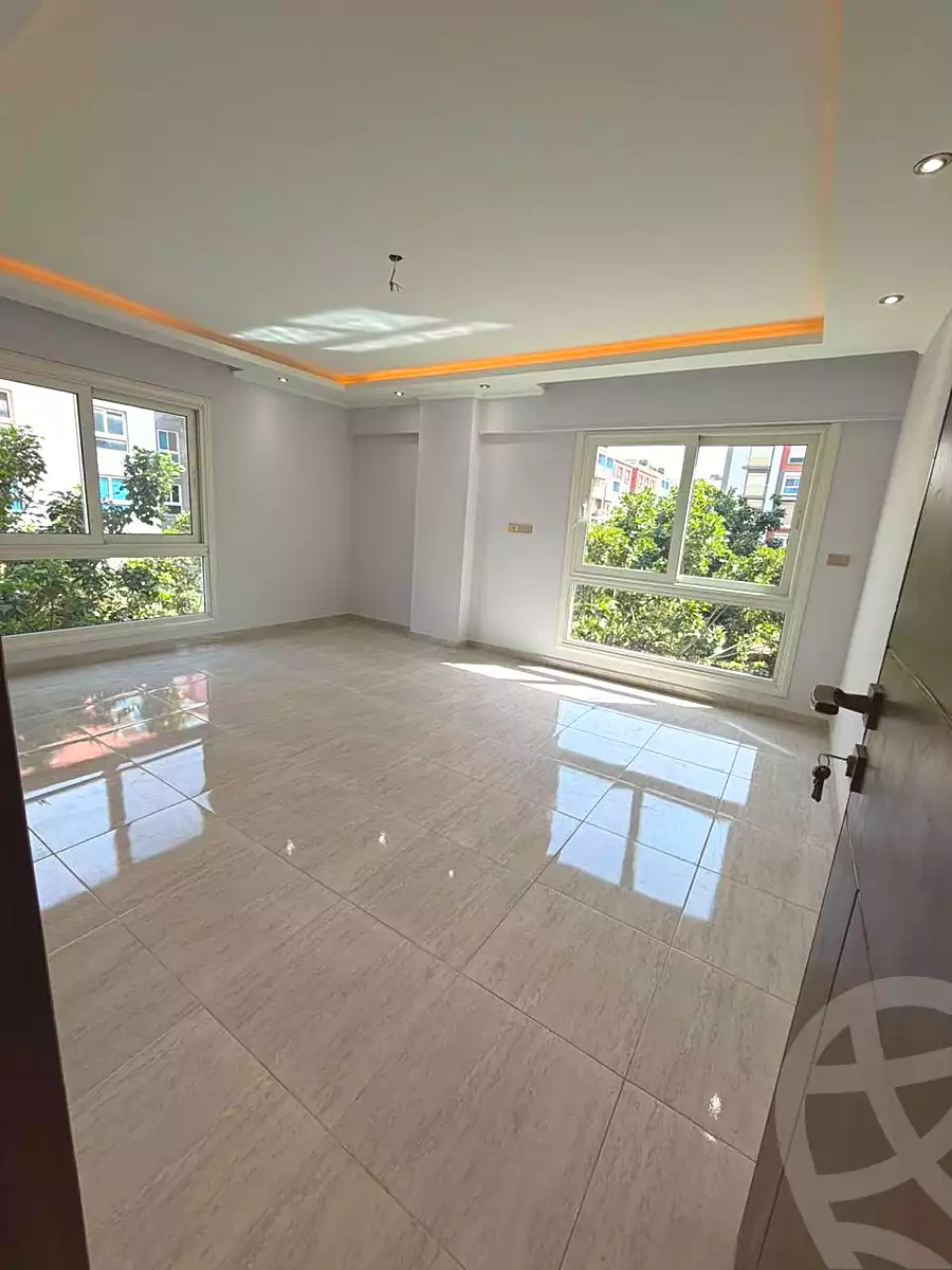 https://aqarmap.com.eg/en/listing/7352413-for-sale-cairo-new-cairo-compounds-mwrd-fq-llttwyr