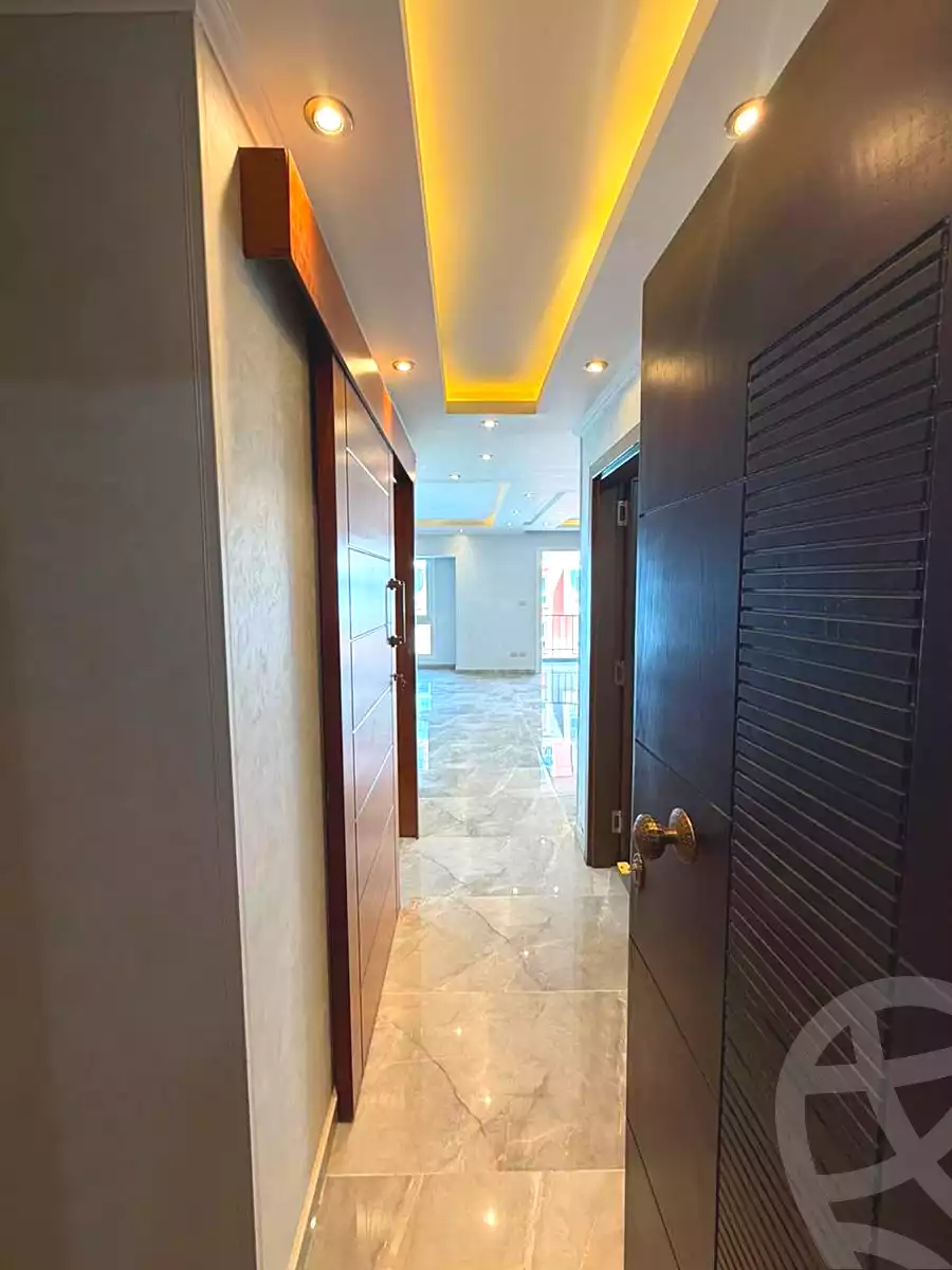 https://aqarmap.com.eg/en/listing/7352413-for-sale-cairo-new-cairo-compounds-mwrd-fq-llttwyr