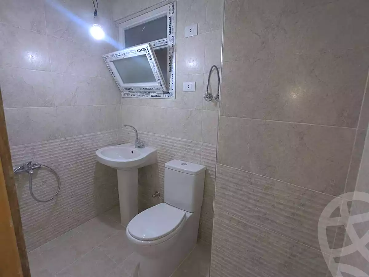 https://aqarmap.com.eg/ar/listing/7352683-for-sale-alexandria-sydy-bshr-sydy-bshr-bhry-shr-khld-bn-lwlyd