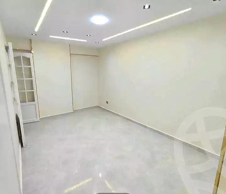 https://aqarmap.com.eg/ar/listing/7352944-for-sale-alexandria-sydy-bshr-sydy-bshr-bhry-shr-mhmwd-l-yswy