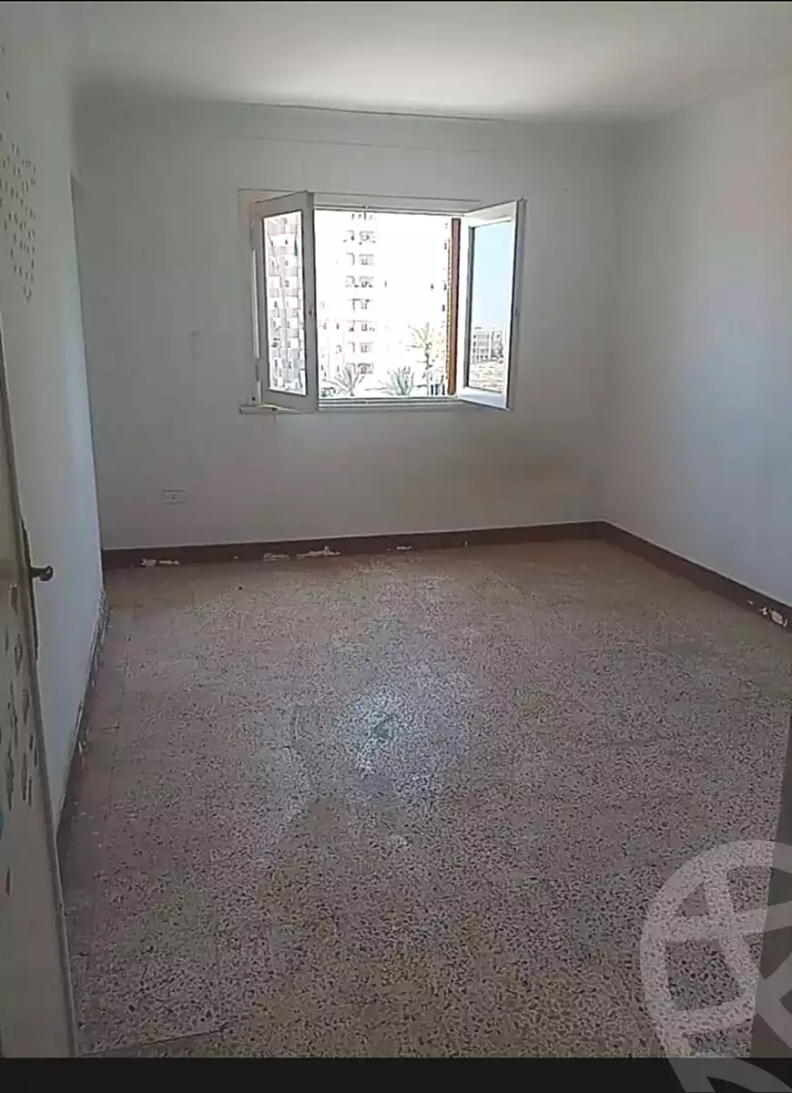 https://aqarmap.com.eg/en/listing/7352813-for-sale-alexandria-el-mandara-alex-el-mandara-qebli