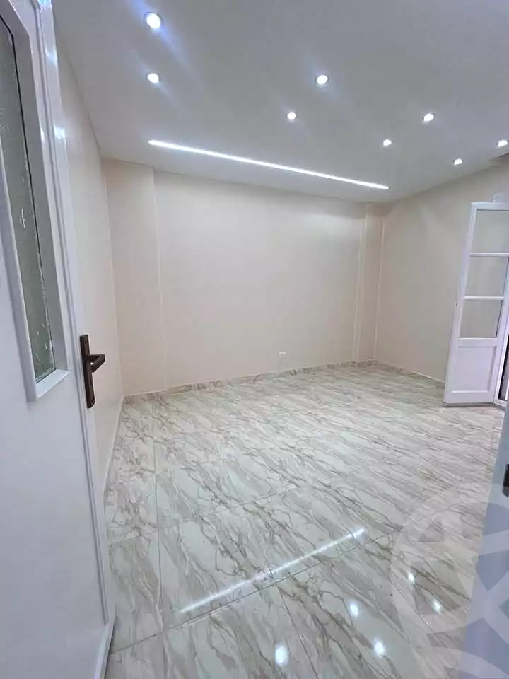 https://aqarmap.com.eg/en/listing/7353144-for-sale-alexandria-lsywf-el-seyouf-bahri-abd-al-hadi-al-gazar-zayna-st