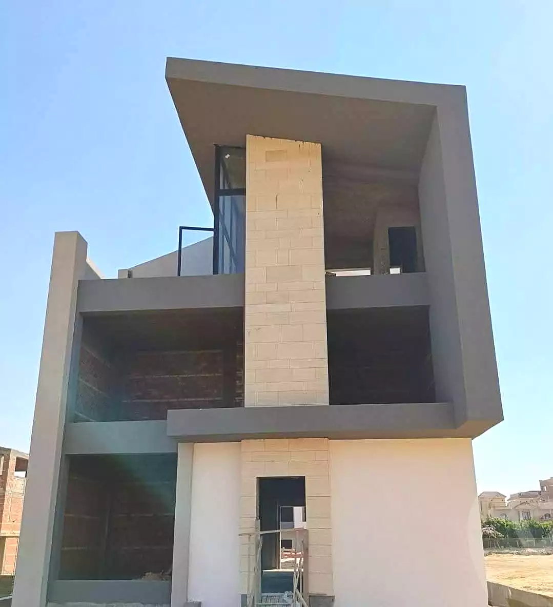 https://aqarmap.com.eg/ar/listing/7353175-for-sale-cairo-al-oubour-compounds-wrw-f-myn