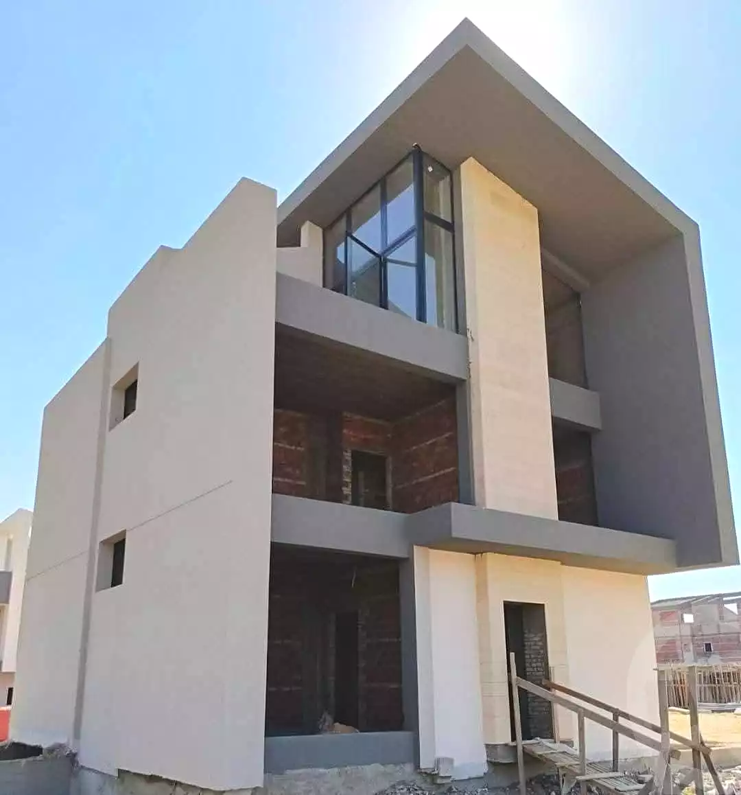 https://aqarmap.com.eg/en/listing/7353215-for-sale-cairo-al-oubour-compounds-wrw-f-myn
