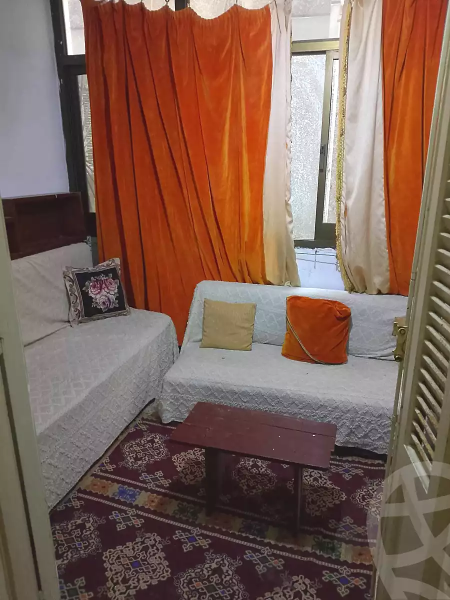https://aqarmap.com.eg/ar/listing/7353237-for-rent-alexandria-miami-street-56