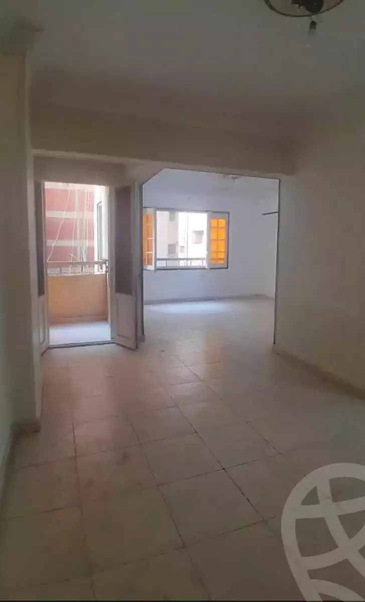 https://aqarmap.com.eg/ar/listing/7353551-for-sale-alexandria-sydy-bshr-sydy-bshr-bhry-shr-mhmwd-l-yswy