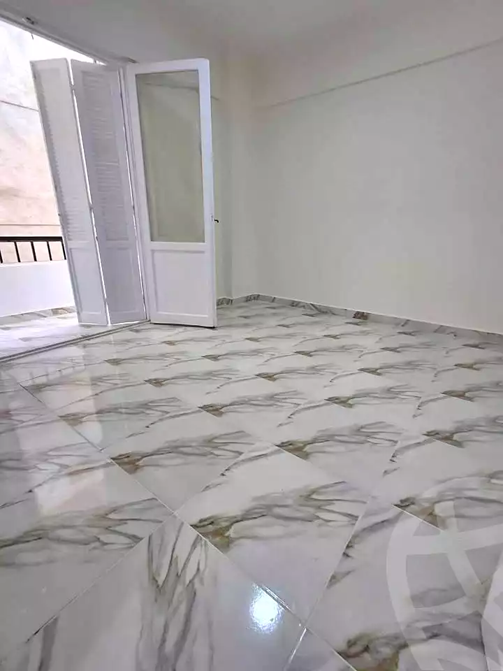 https://aqarmap.com.eg/en/listing/7353817-for-sale-alexandria-al-agamy-shataa-el-nakheel