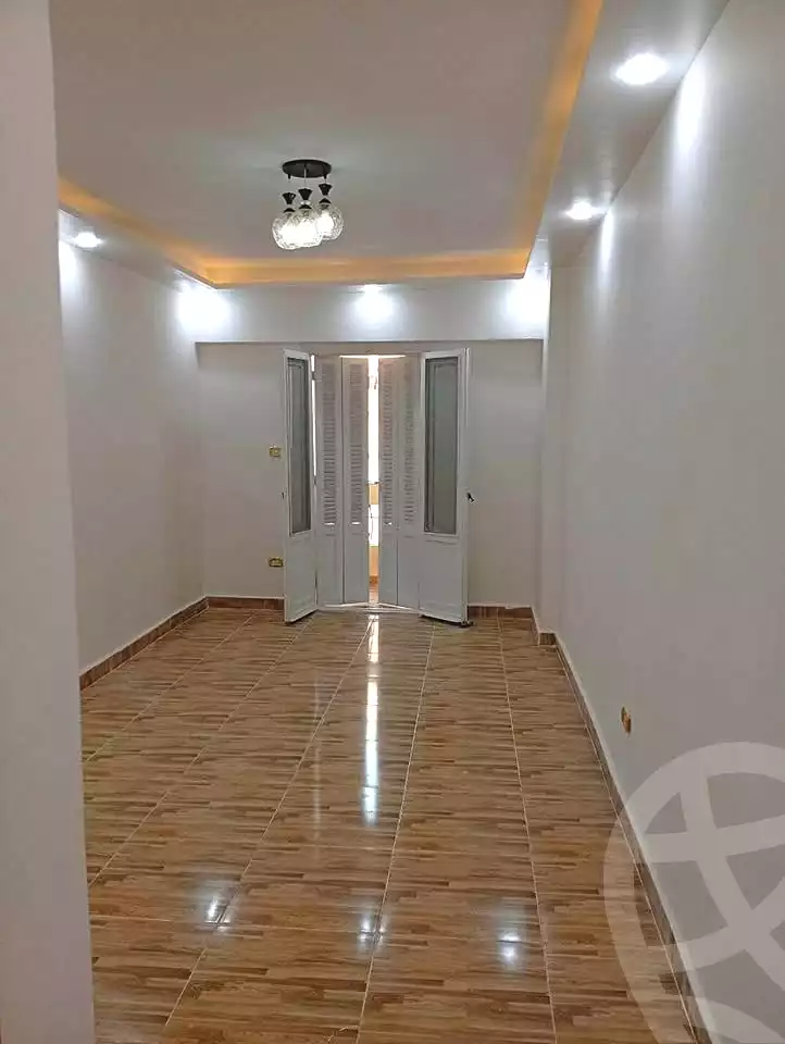 https://aqarmap.com.eg/ar/listing/7353842-for-sale-alexandria-sydy-bshr-sydy-bshr-qbly