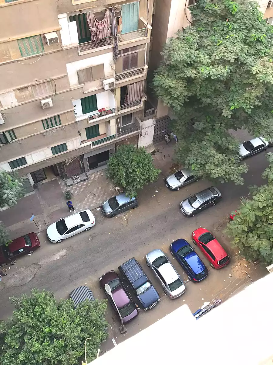 https://aqarmap.com.eg/ar/listing/7353894-for-rent-cairo-downtown-el-qasr-el-ayni