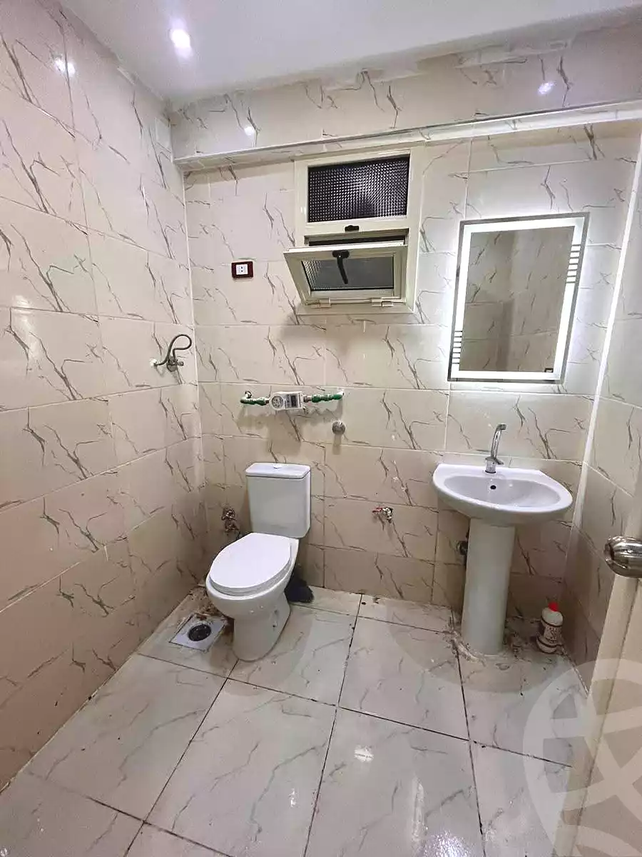 https://aqarmap.com.eg/ar/listing/7353966-for-sale-alexandria-al-agamy-lbytsh-qased-kareem-st
