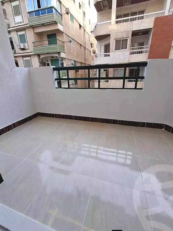 https://aqarmap.com.eg/ar/listing/7353985-for-sale-alexandria-al-agamy-shataa-el-nakheel