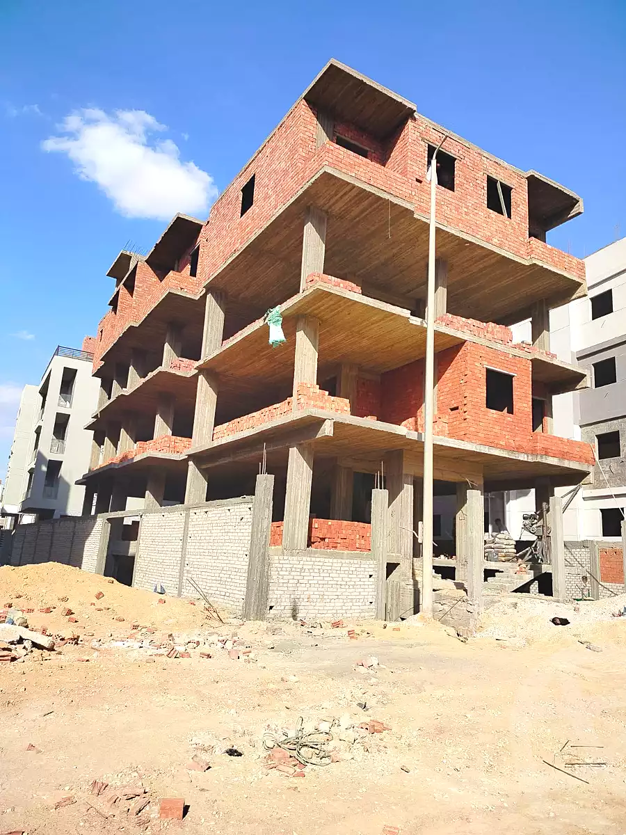 https://aqarmap.com.eg/en/listing/7354843-for-sale-cairo-6th-of-october-hadaeq-october-golden-square