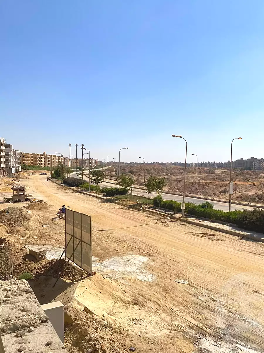 https://aqarmap.com.eg/en/listing/7354933-for-sale-cairo-6th-of-october-hadaeq-october-golden-square