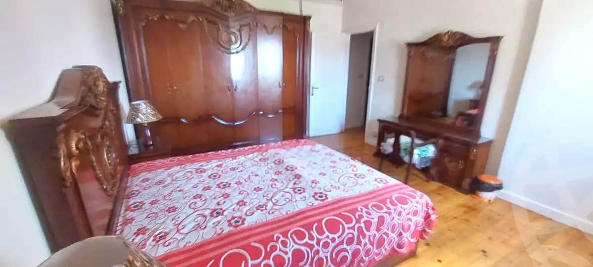 https://aqarmap.com.eg/en/listing/7354999-for-rent-alexandria-kafr-abdo-kafr-abdou-st