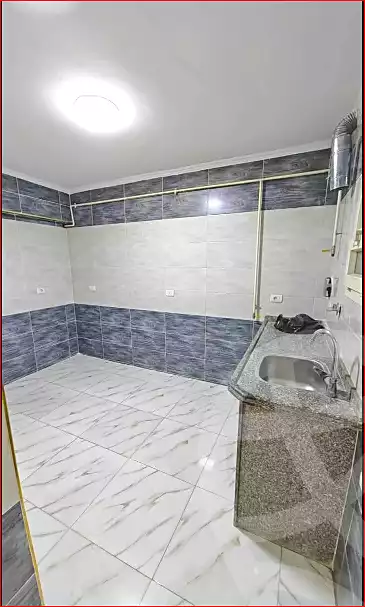 https://aqarmap.com.eg/ar/listing/7355044-for-rent-cairo-helwan-mnshy-yn-hlwn-rael-st