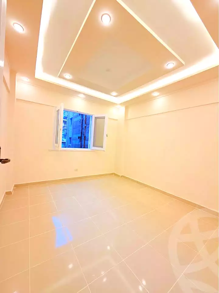 https://aqarmap.com.eg/en/listing/7355036-for-sale-alexandria-al-agamy-shataa-el-nakheel