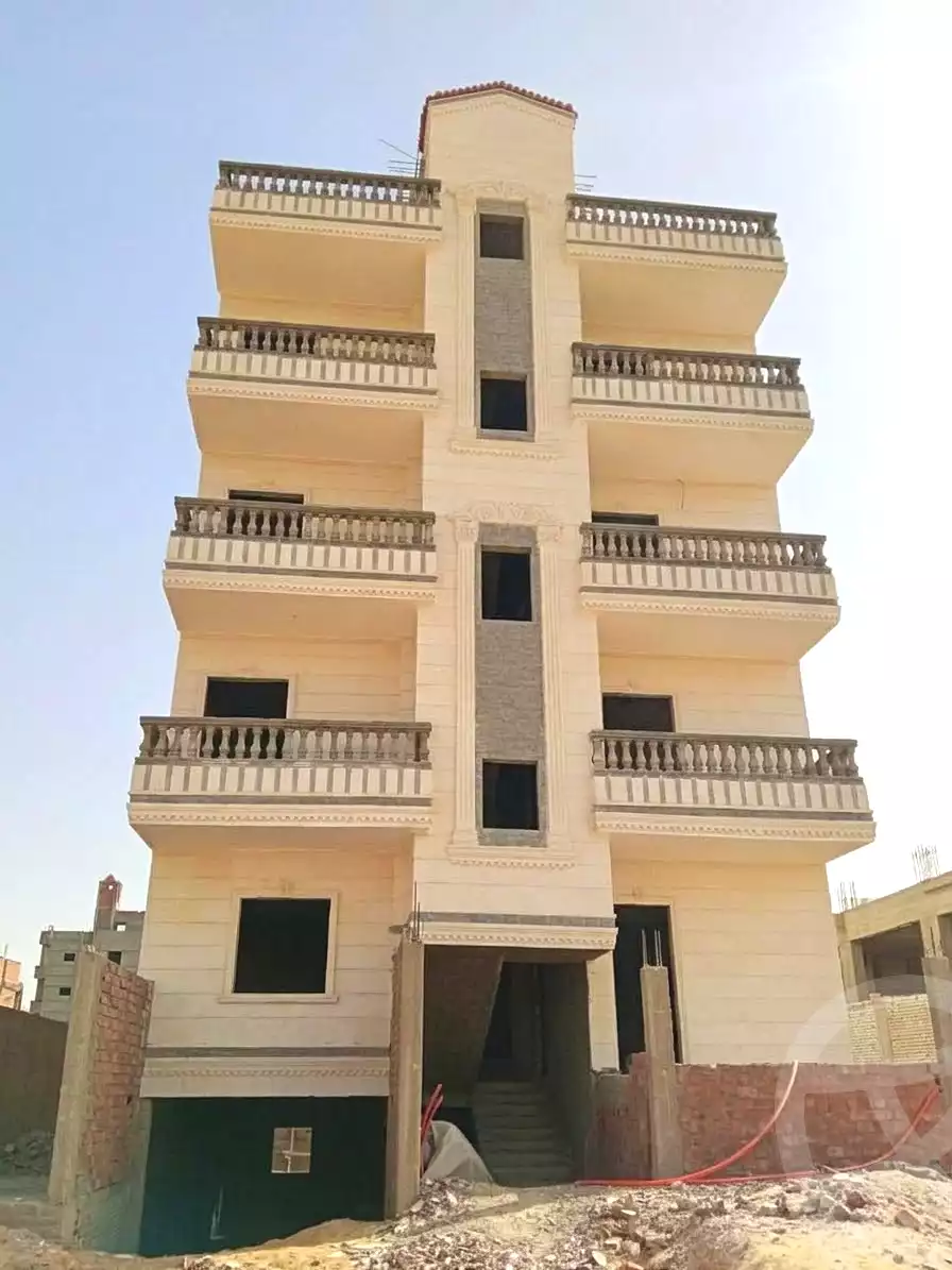 https://aqarmap.com.eg/ar/listing/7355010-for-sale-cairo-6th-of-october-hadaeq-october-golden-square