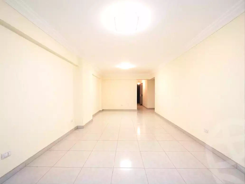 https://aqarmap.com.eg/ar/listing/7355115-for-sale-alexandria-sydy-bshr