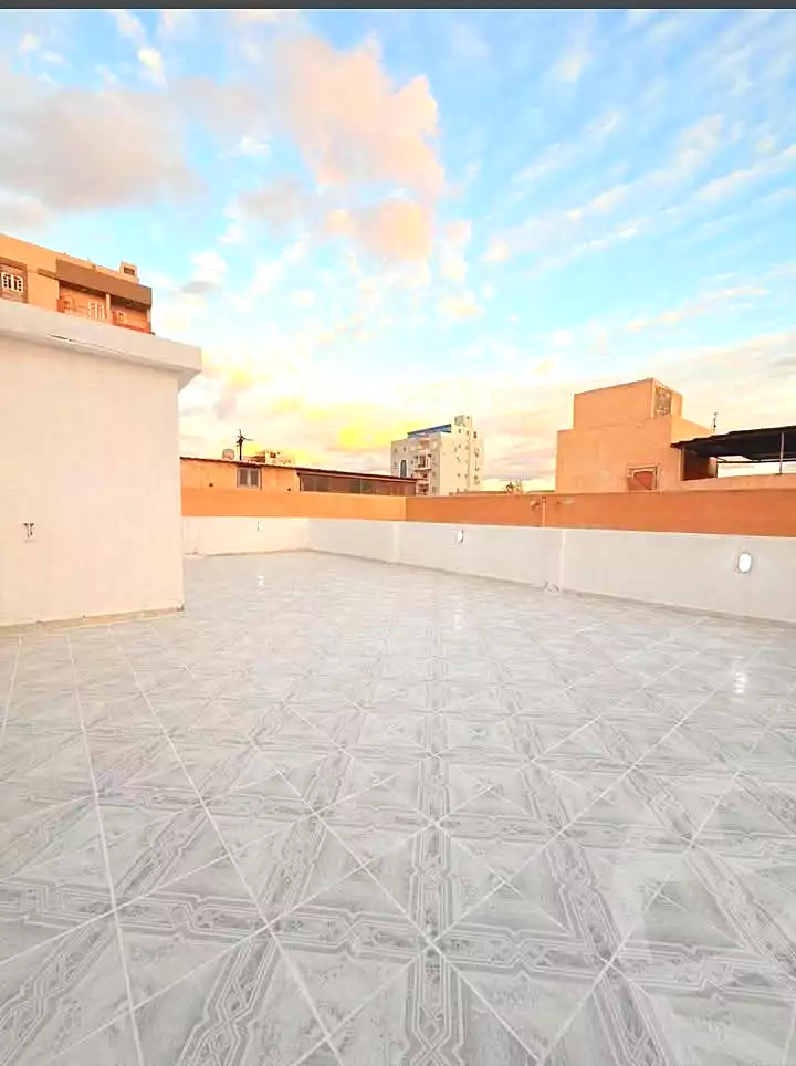 https://aqarmap.com.eg/ar/listing/7355120-for-sale-alexandria-al-agamy-shataa-el-nakheel