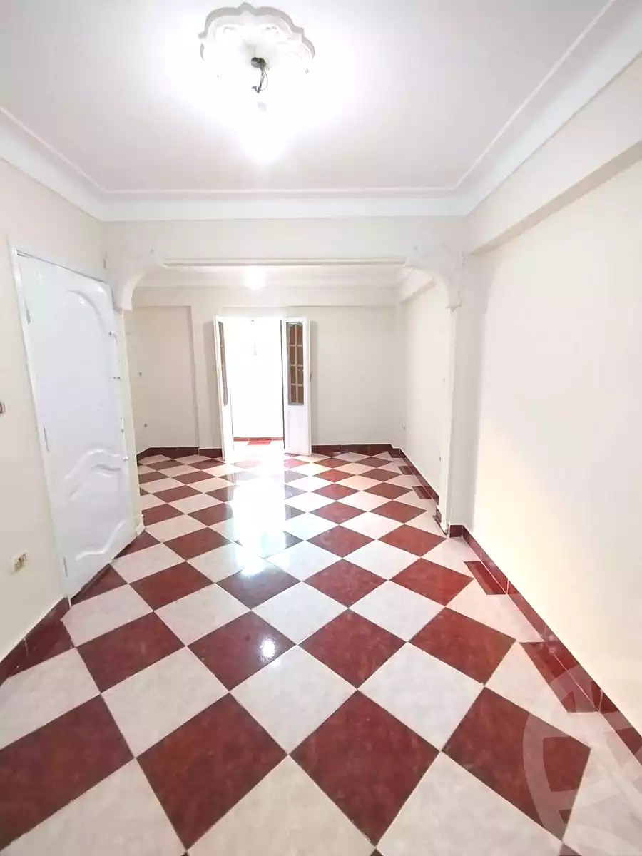 https://aqarmap.com.eg/ar/listing/7355243-for-sale-alexandria-lsywf-el-falki