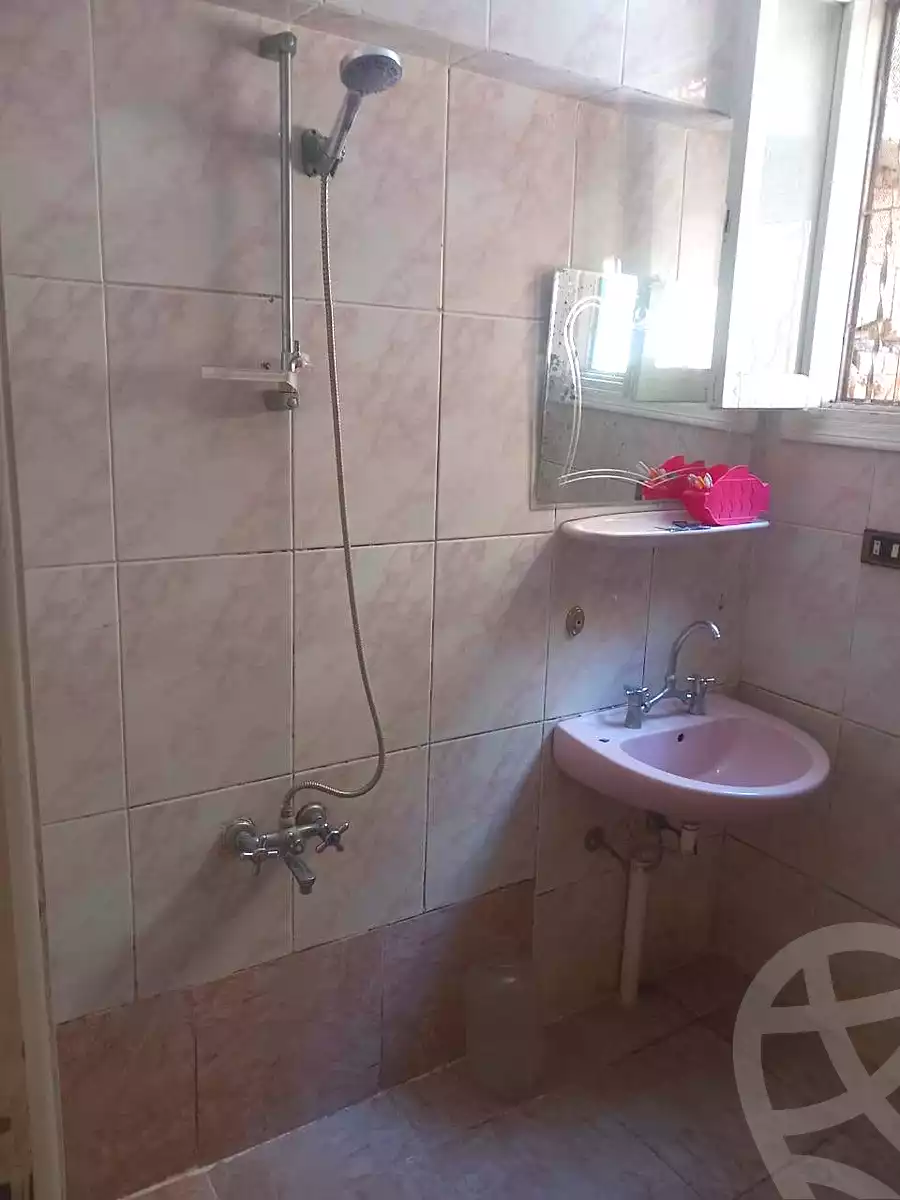 https://aqarmap.com.eg/ar/listing/7355344-for-rent-alexandria-el-asafra-l-sfr-bhry