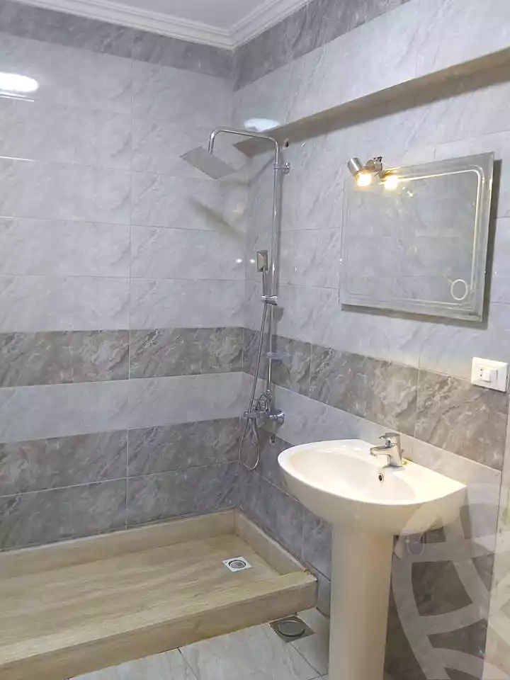 https://aqarmap.com.eg/en/listing/7355350-for-sale-alexandria-el-mandara-shr-30