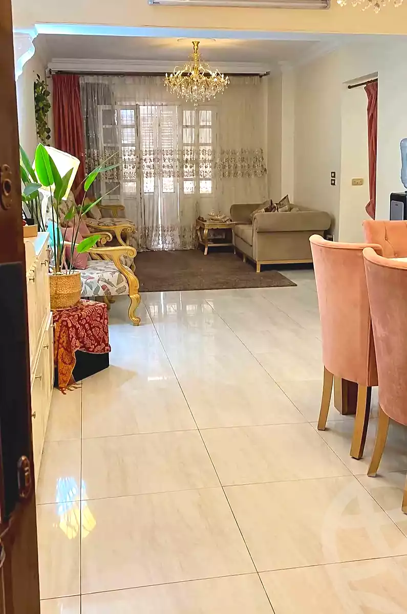 https://aqarmap.com.eg/ar/listing/7355818-for-sale-cairo-helwan-zou-el-fekar-basha-st