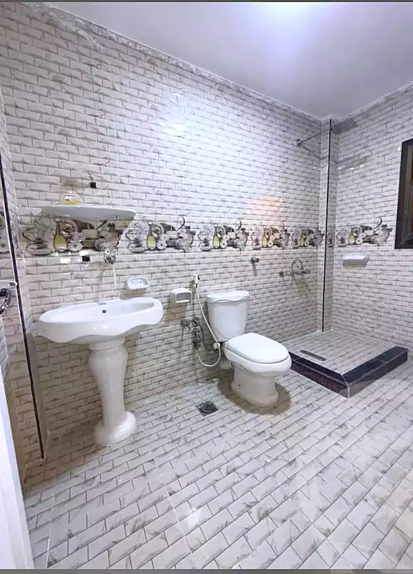 https://aqarmap.com.eg/ar/listing/7355866-for-sale-alexandria-al-agamy-shataa-el-nakheel