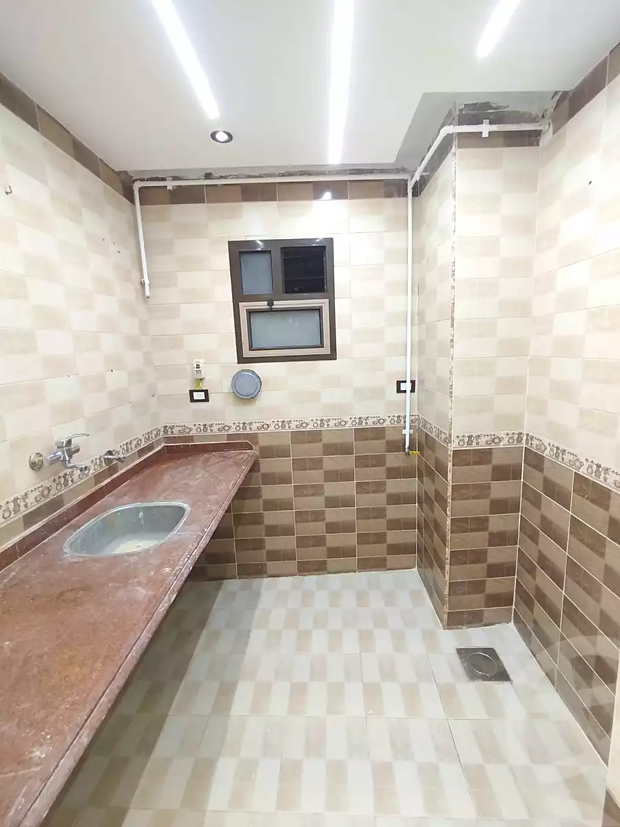 https://aqarmap.com.eg/en/listing/7356068-for-sale-alexandria-lsywf-el-falki