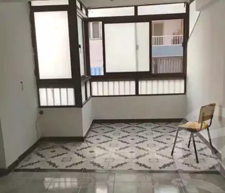 https://aqarmap.com.eg/ar/listing/7356111-for-rent-alexandria-miami