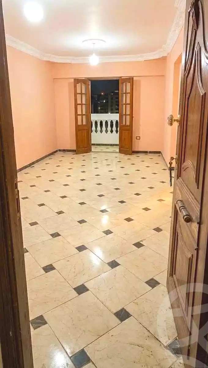 https://aqarmap.com.eg/ar/listing/7356423-for-sale-alexandria-el-mandara-shr-30
