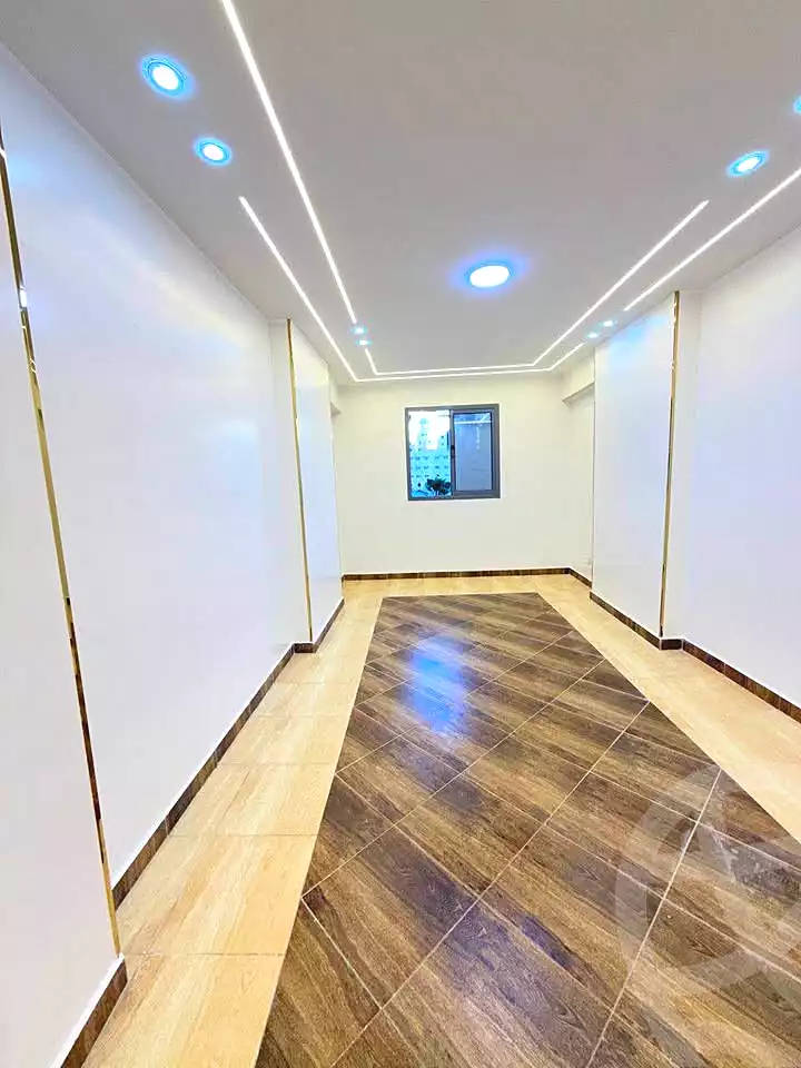 https://aqarmap.com.eg/ar/listing/7356446-for-sale-alexandria-sydy-bshr-sydy-bshr-bhry-shr-mhmwd-l-yswy