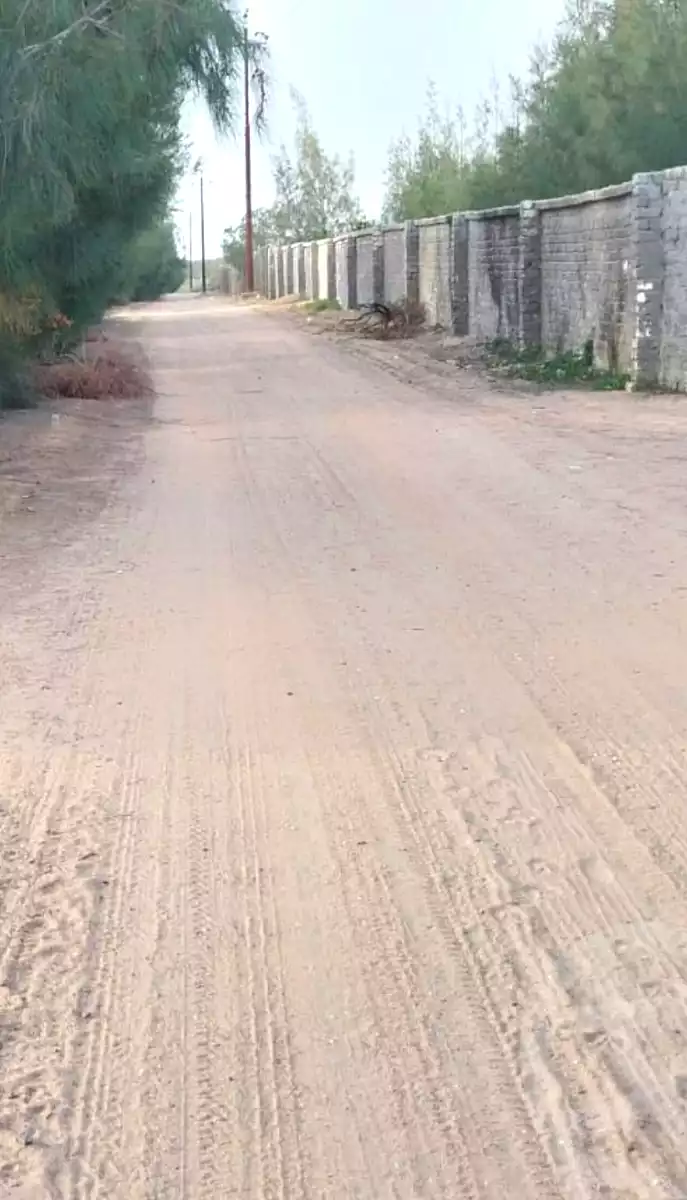 https://aqarmap.com.eg/ar/listing/7356946-for-sale-cairo-el-sheikh-zayed-city-alex-cairo-desert-road-mdyn-sfnks-ljdyd-cascada