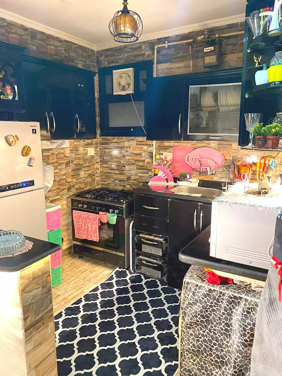 https://aqarmap.com.eg/ar/listing/7357124-for-sale-alexandria-al-agamy-el-hanouvel-radwan-st
