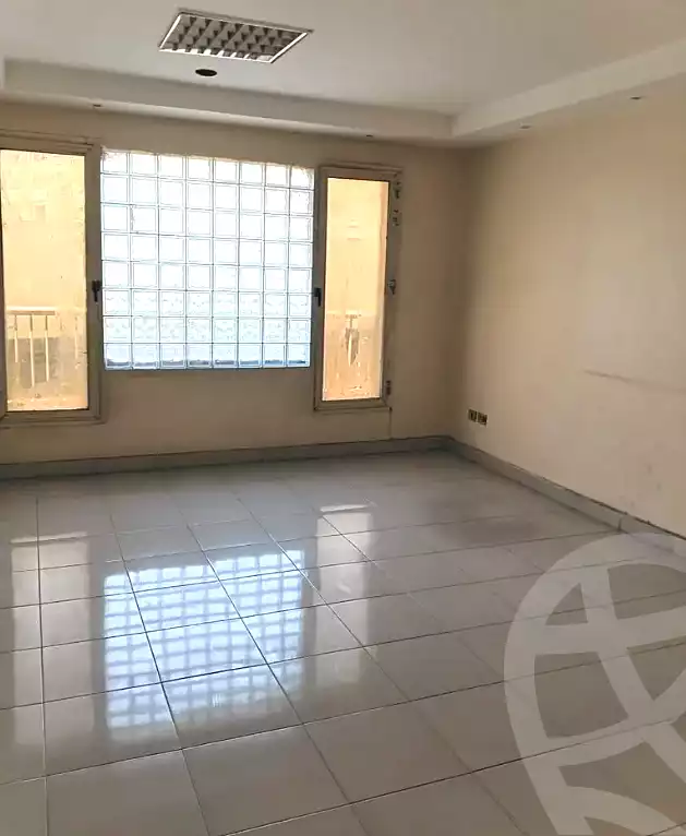 https://aqarmap.com.eg/ar/listing/7357235-for-rent-cairo-downtown-ramsis