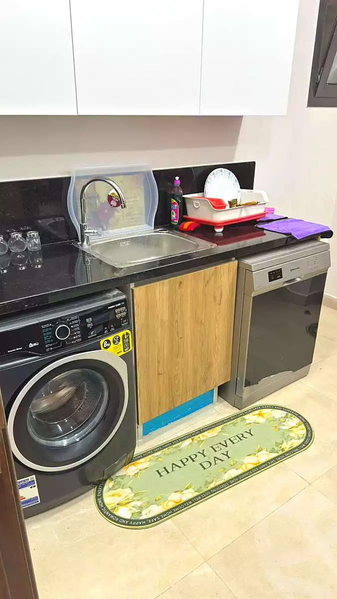 https://aqarmap.com.eg/en/listing/7357251-for-rent-cairo-el-sheikh-zayed-city-compounds-zyd-wr-llttwyr-z-tower