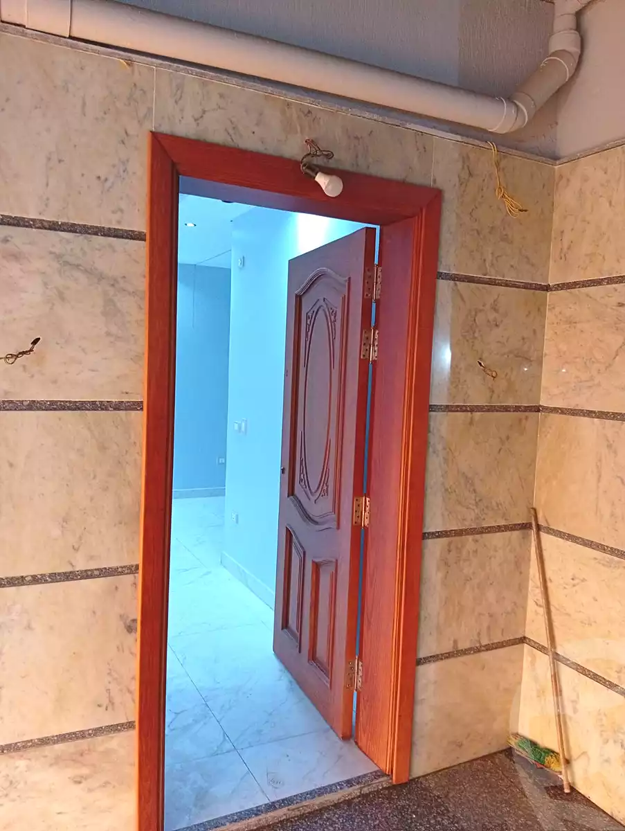 https://aqarmap.com.eg/ar/listing/7357255-for-rent-cairo-el-sheikh-zayed-city-el-hay-elsabeaa