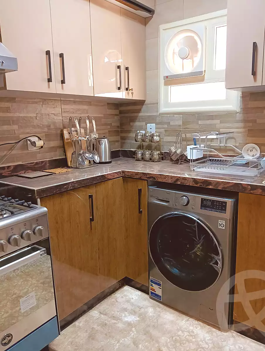 https://aqarmap.com.eg/ar/listing/7357241-for-rent-cairo-6th-of-october-el-ahyaa-neighborhood-8th-lmjwr-lthny