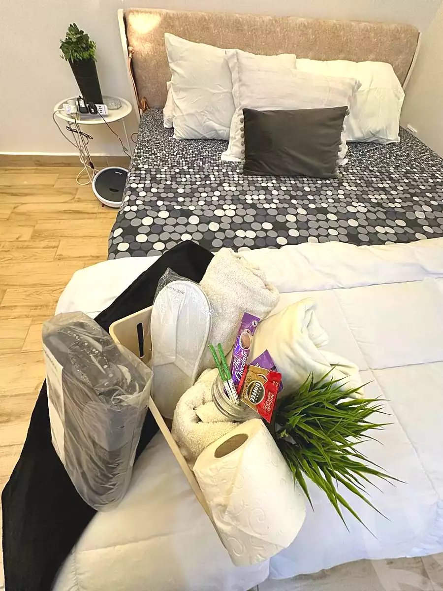 https://aqarmap.com.eg/ar/listing/7357570-for-rent-cairo-6th-of-october-shr-drym-lnd