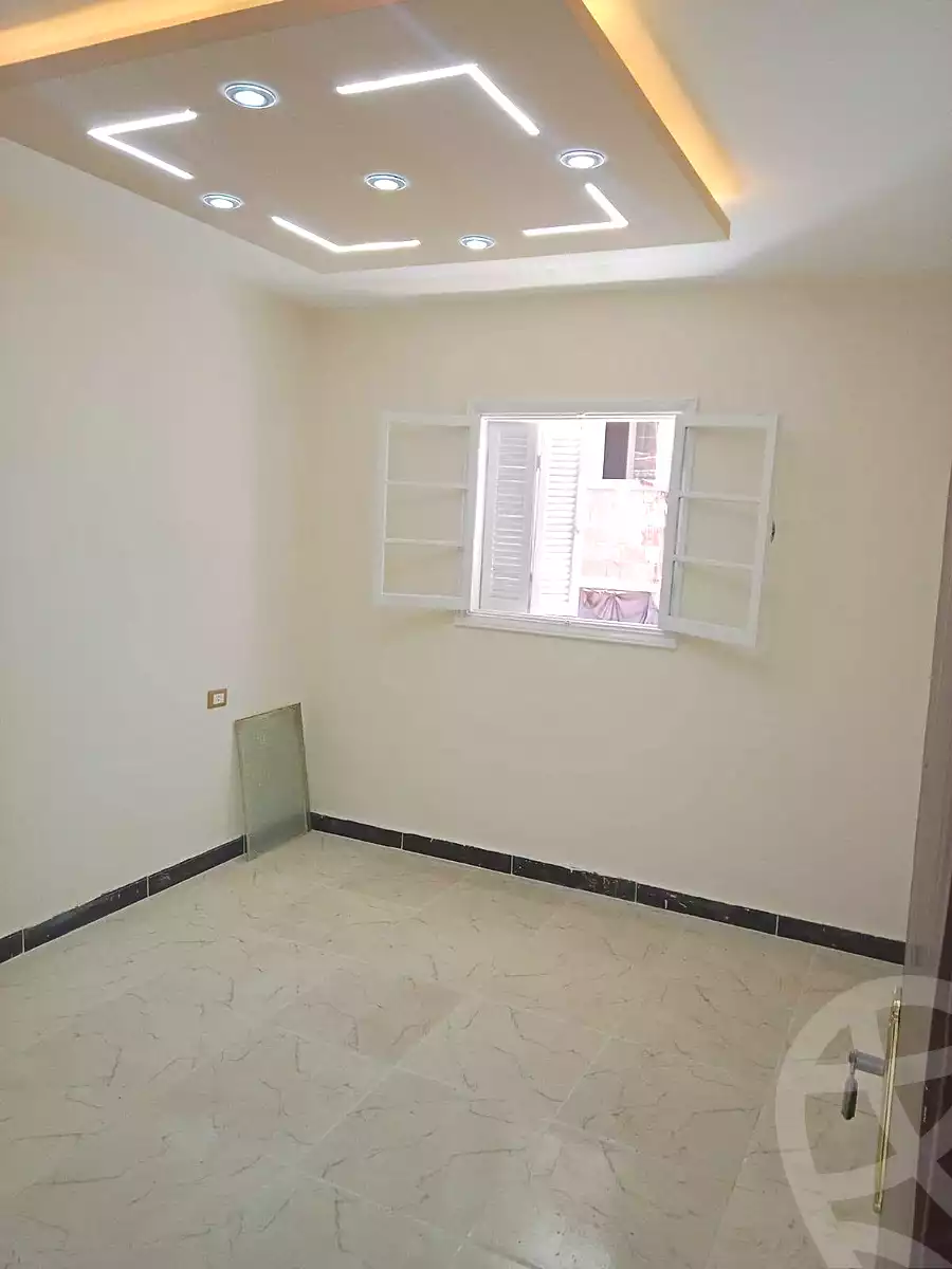 https://aqarmap.com.eg/ar/listing/7357841-for-sale-alexandria-el-asafra-shr-45