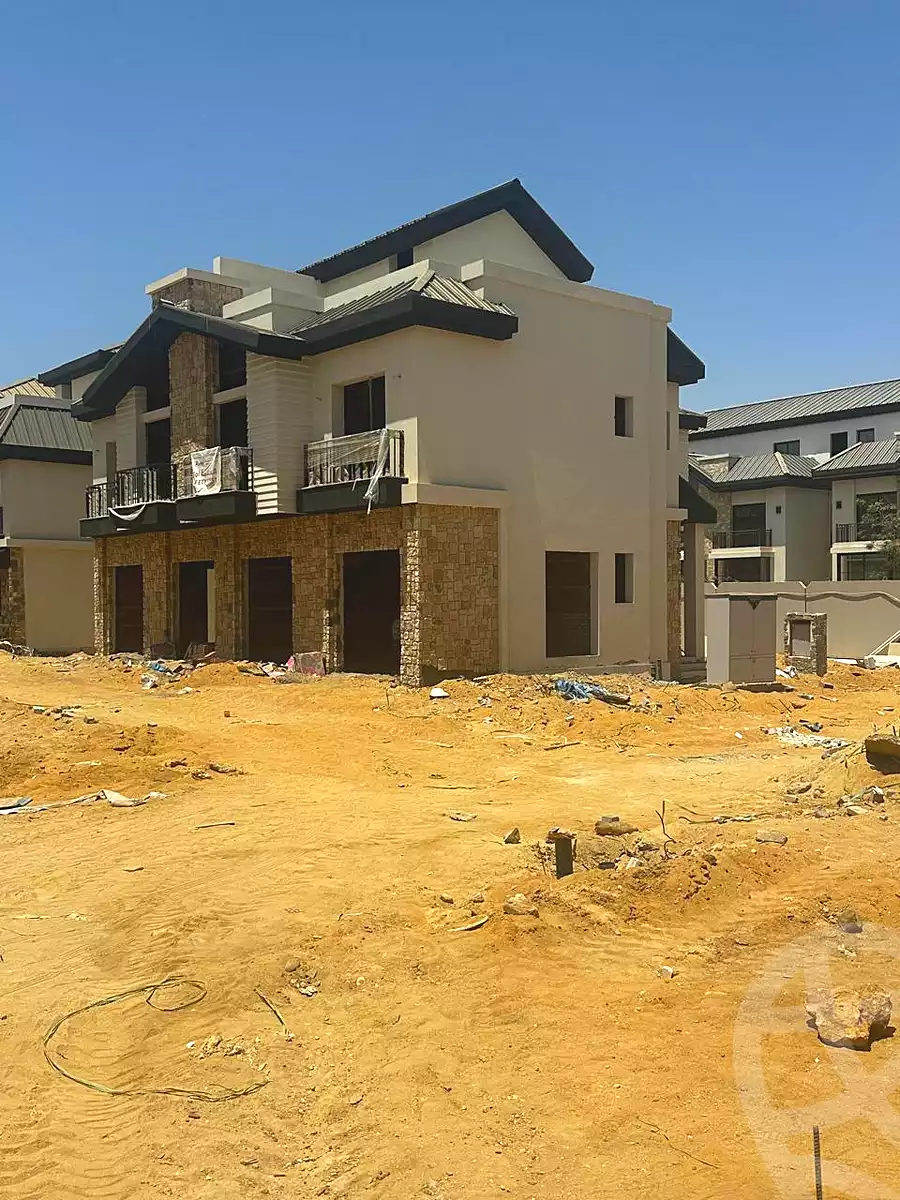 https://aqarmap.com.eg/en/listing/7357714-for-sale-cairo-new-cairo-compounds-dh-mrk