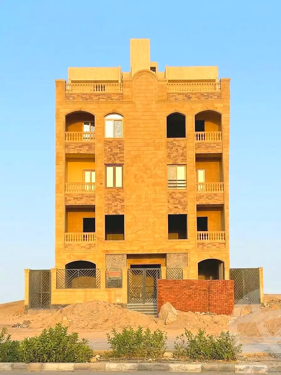 https://aqarmap.com.eg/en/listing/7358441-for-sale-cairo-6th-of-october-hadaeq-october-golden-square