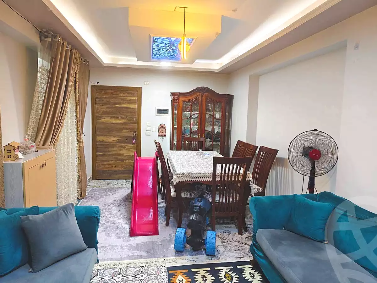 https://aqarmap.com.eg/en/listing/7358699-for-sale-cairo-el-haram-el-lebeny-soltan-khattab-st