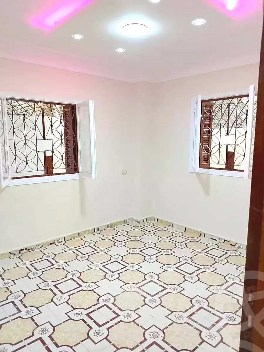 https://aqarmap.com.eg/ar/listing/7358852-for-sale-alexandria-al-agamy-el-hanouvel
