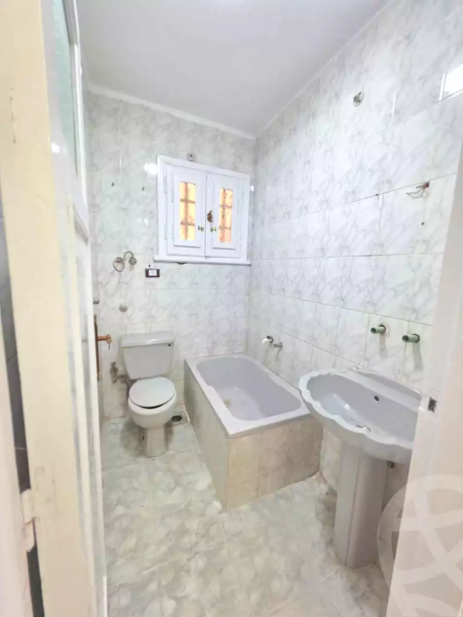https://aqarmap.com.eg/en/listing/7358929-for-sale-alexandria-al-agamy